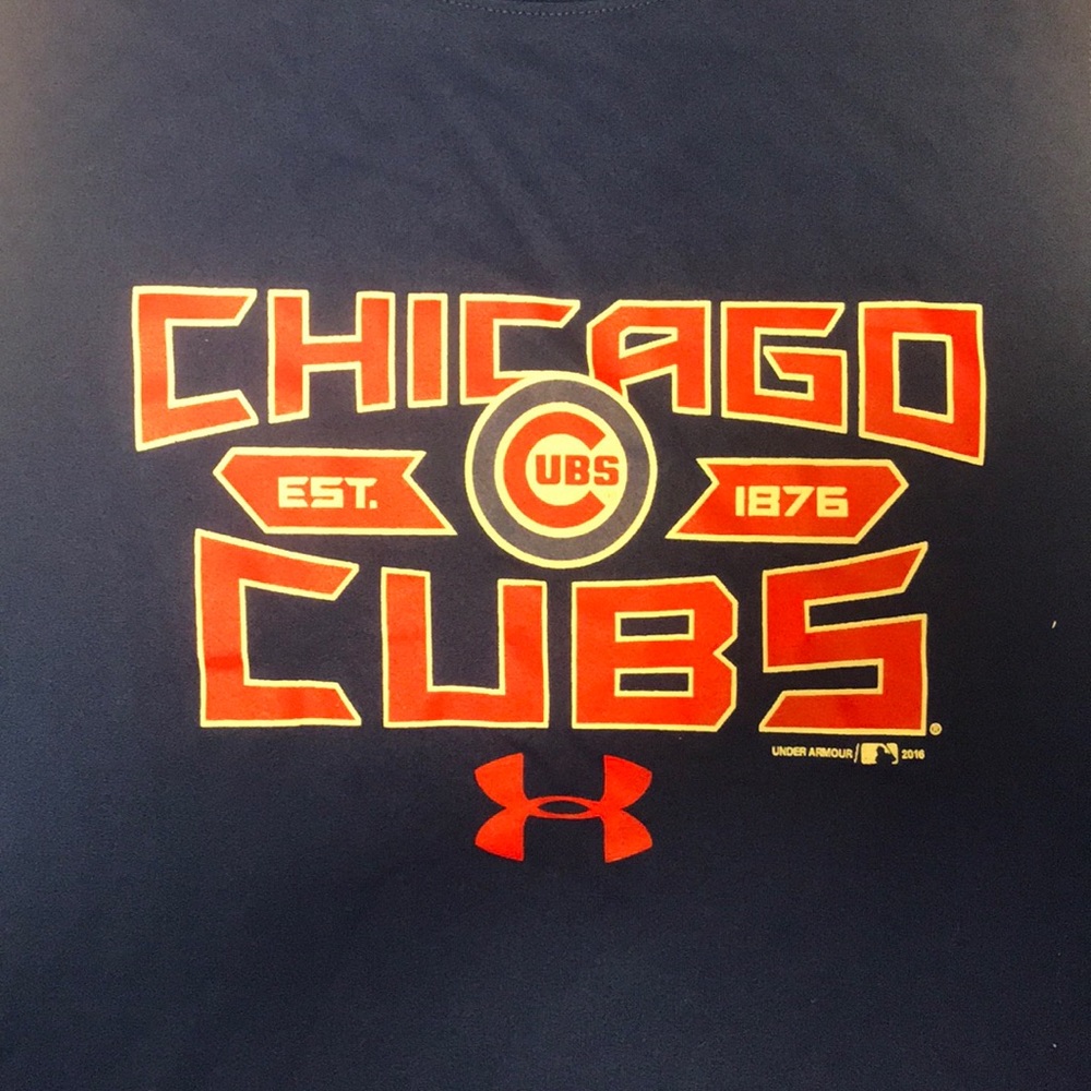 Sleeveless Chicago Cubs shirt